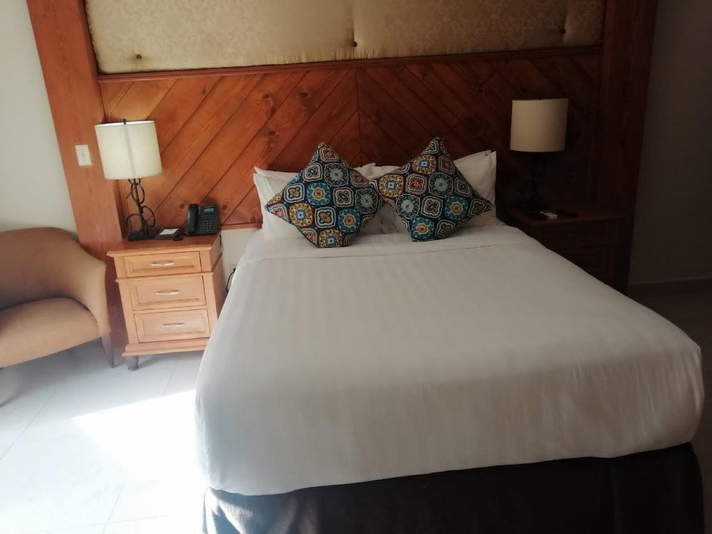 Hotel Boutique Rancho Tecate Bagian luar foto